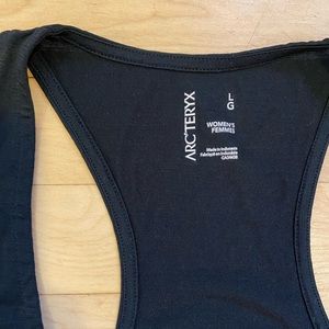 Arc’teryx A2B wool blend tank